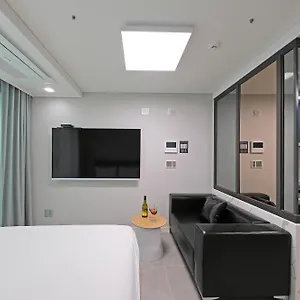 elmomento-gwangan-hotel.busan-hotelsweb.com/